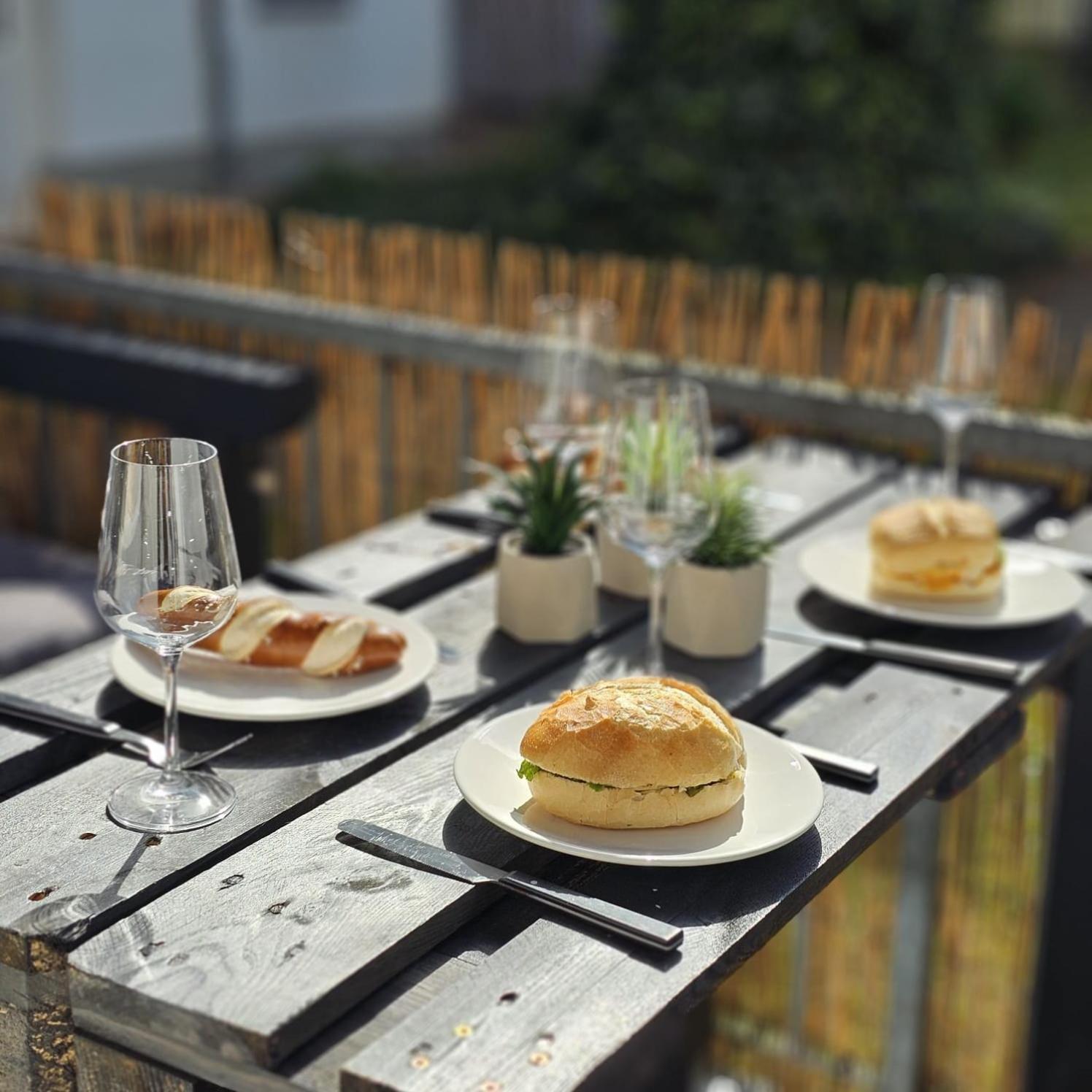 The World, Stilvolles Apartment, Stadtzentral, Parking Free, Late Check In Magdeburg Exterior foto